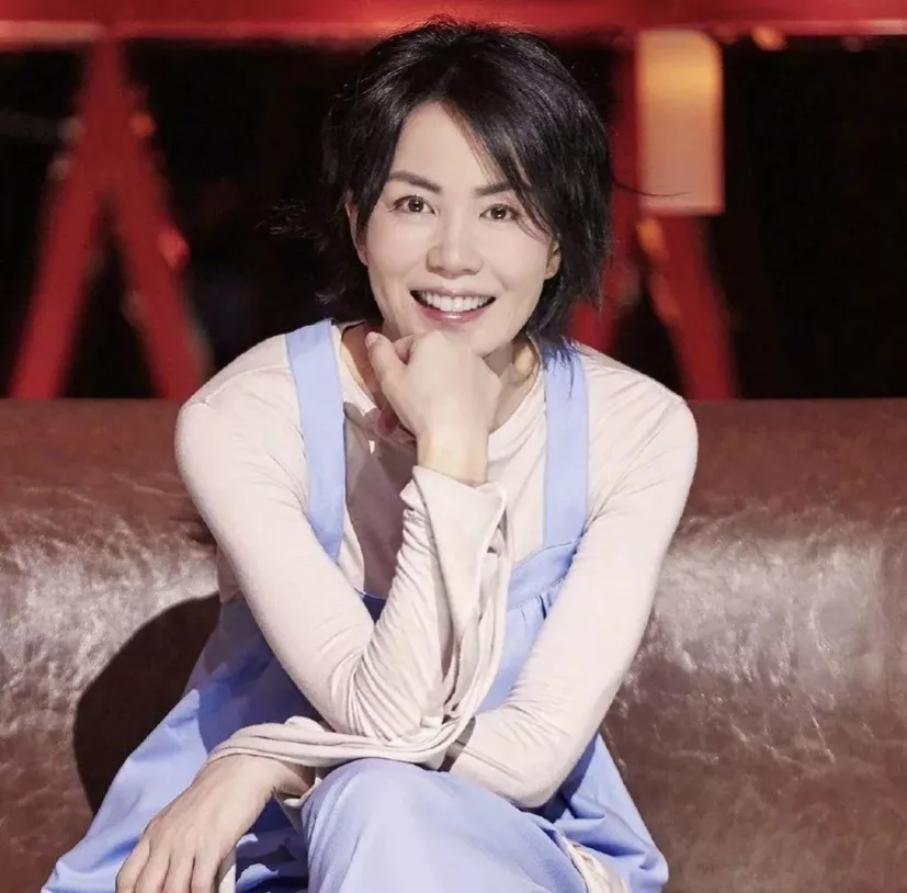 感情出现危机了怎么挽救婚姻(婚姻状态不稳，情感左右摇摆，经历失恋、离婚等等这些情感)