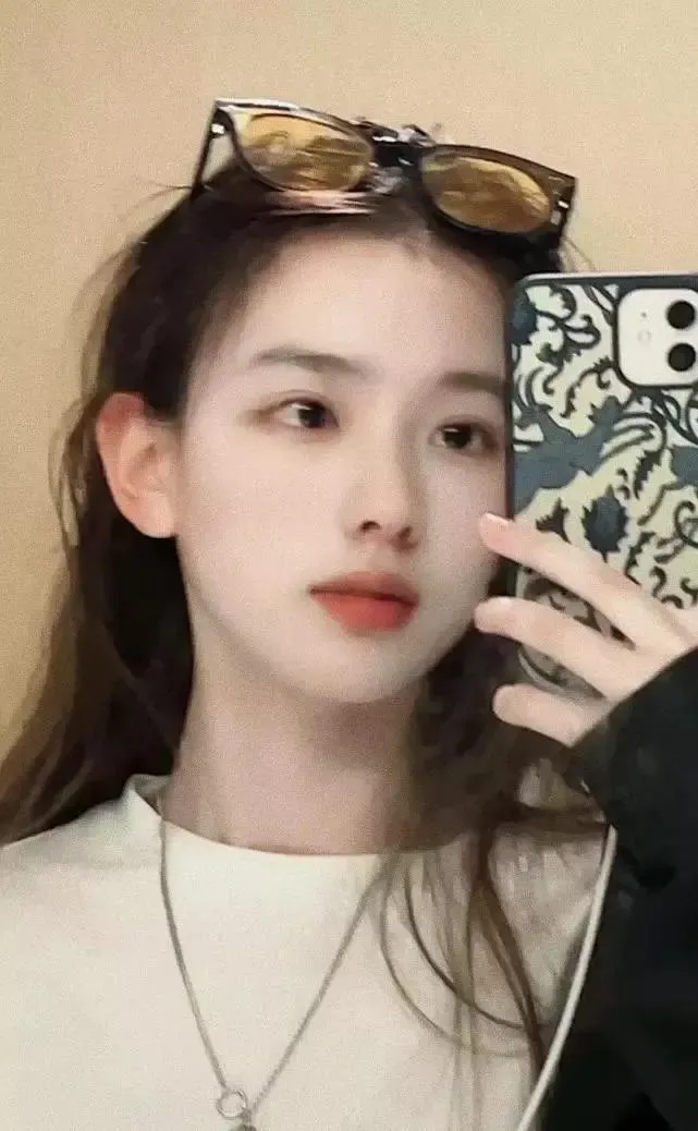 吴亦凡的先驱前辈,70年代娱乐圈第一个因为女人进去的小鲜肉
