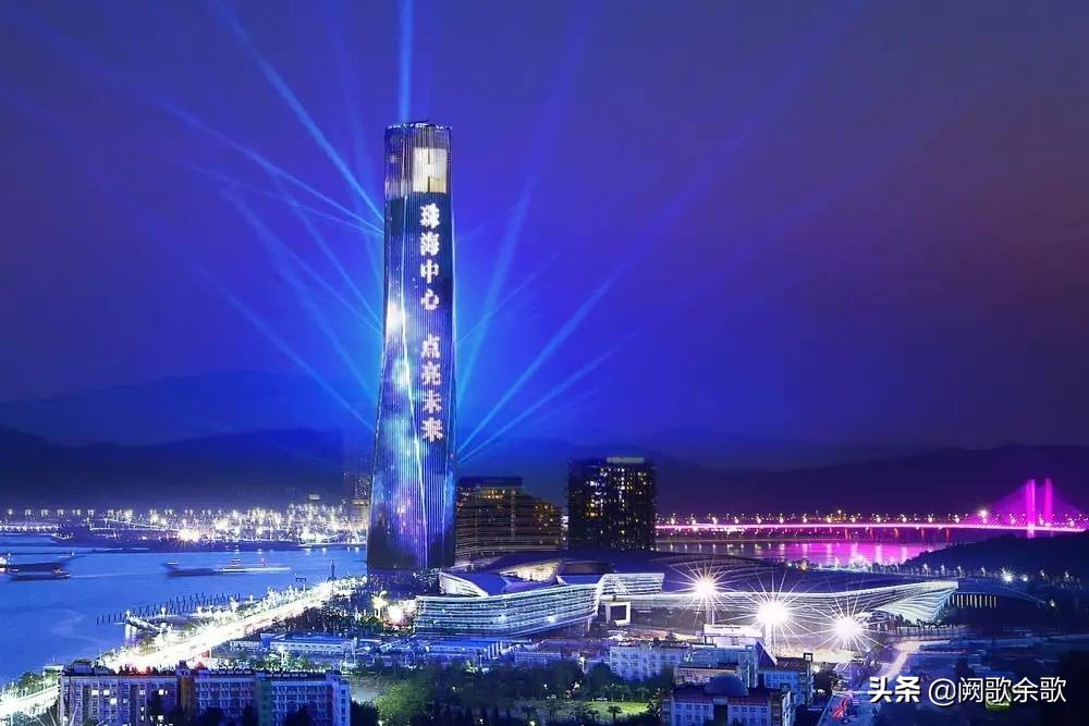 来珠海的人，通常喜欢用这五个字概括珠海好小啊！