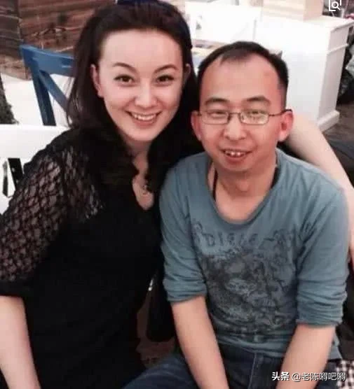 1999年，年仅18岁的巨兴茂只身来到北京，当起了北漂，当他去剧组面试的时候