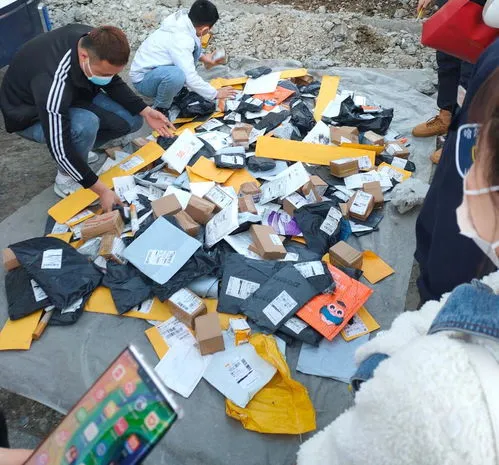 现在摆二元地摊挣钱吗(600块钱起家，两小时就赚800块的地摊生意，你参与过吗？)