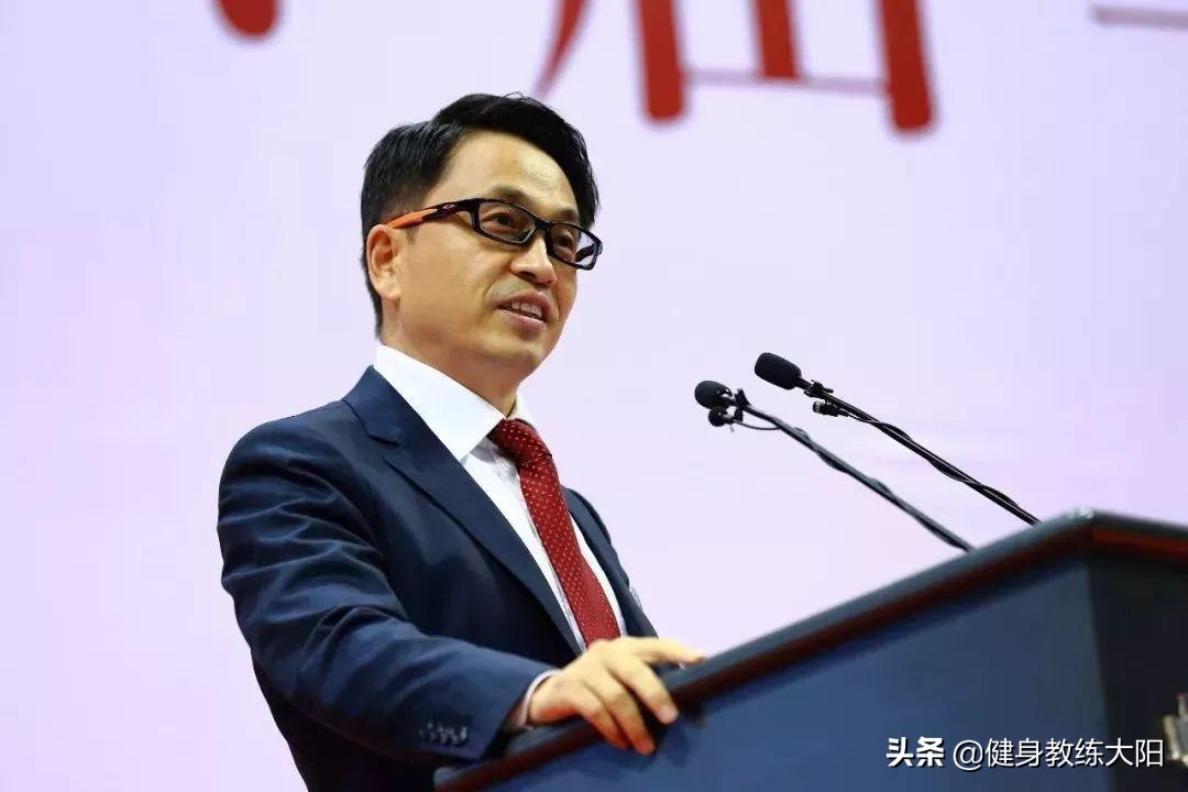 鞋王百丽老板张磊(2017年)--飞鸽网