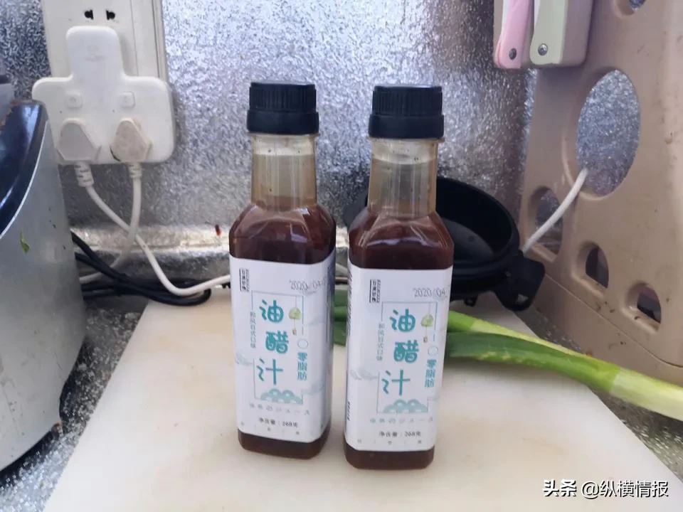 前不久，我的办公室新来一名日本女同事，对我平时照顾有加