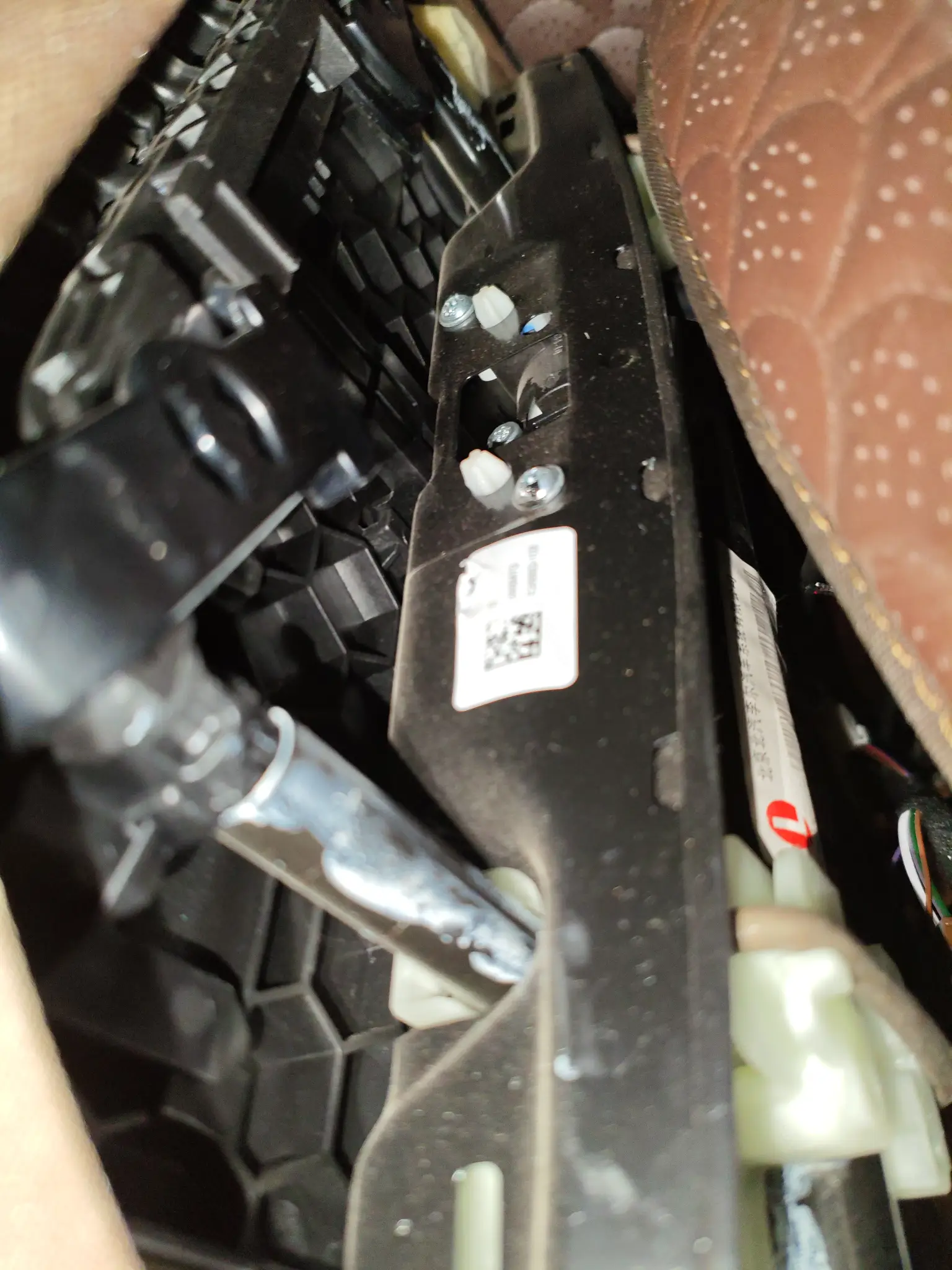 准新奔驰E300L，38万体验豪华运动轿车！