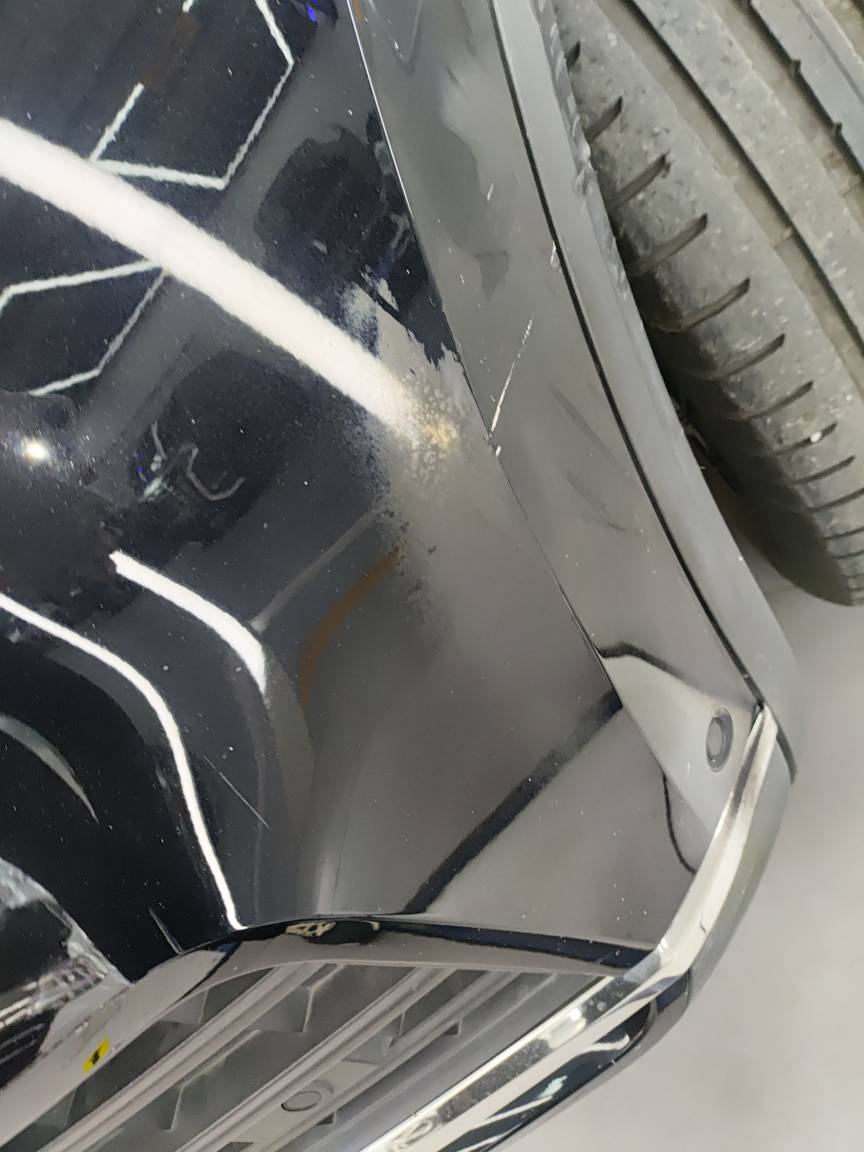 25万预算想买德系旗舰SUV？这台2021款途锐了解一下
