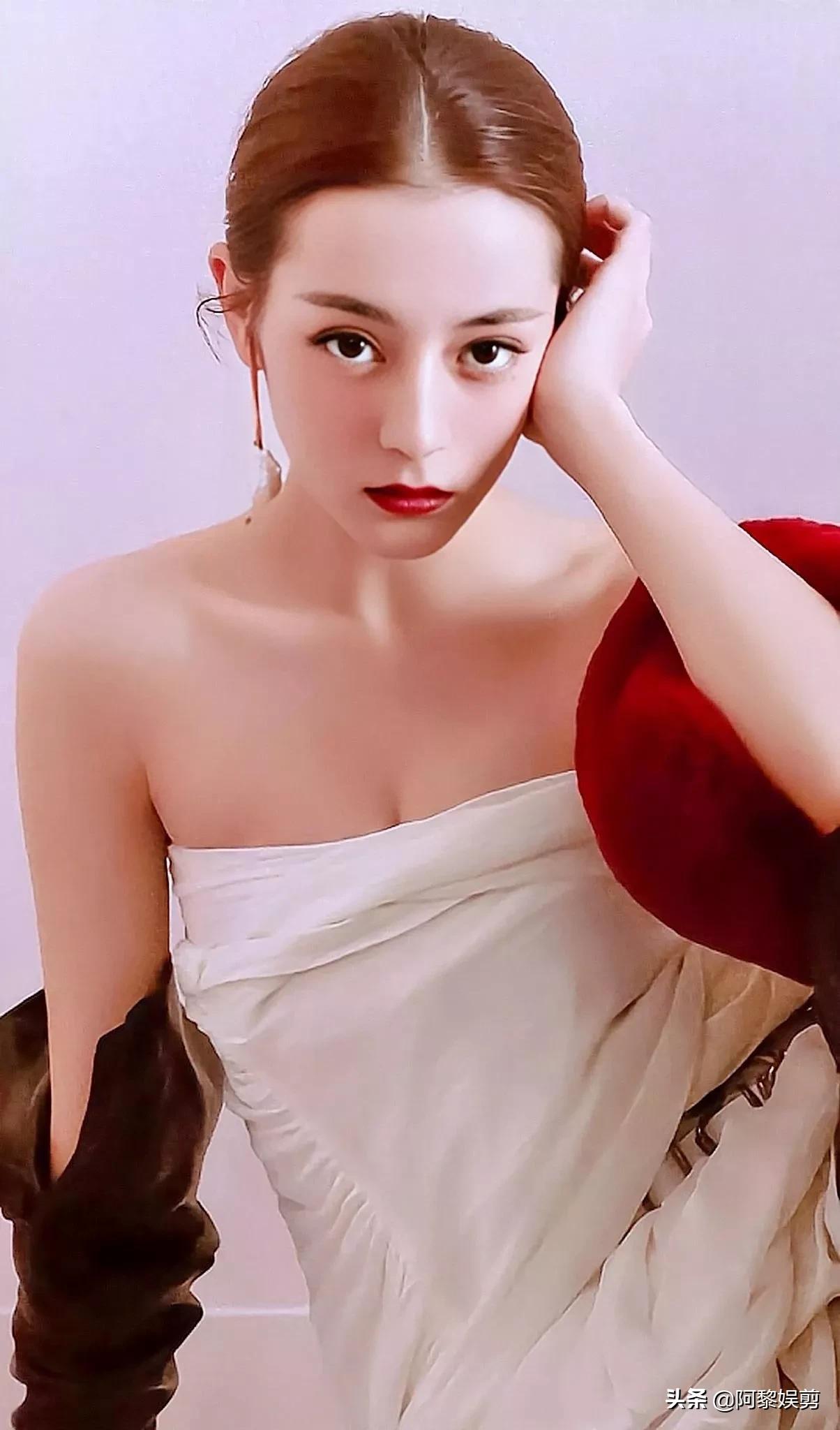 迪丽热巴，倾城绝色，灵动迷人，第三张太美了