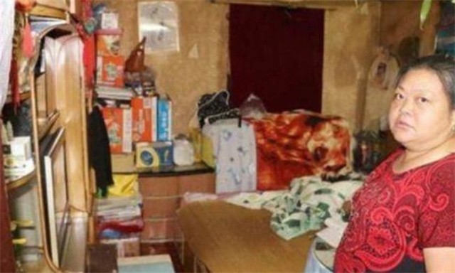 上海马路上的“豪宅”：要6套房加一块宅基地才肯拆，14年后搬走