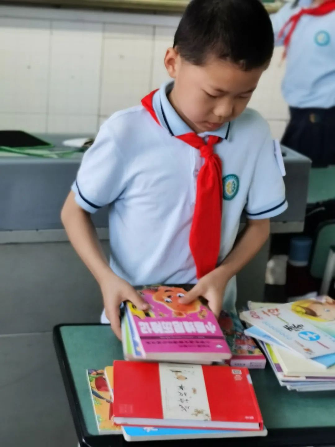 四川天府新区南湖小学三年级开展“劳动教育实践周”主题活动