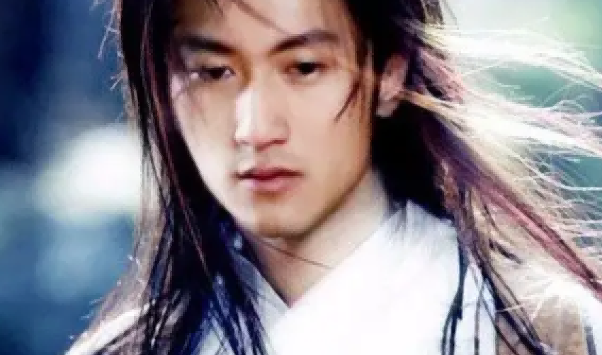 “含胸驼背”别硬演古偶，所谓“玉面小郎君”，还得看这9位明星