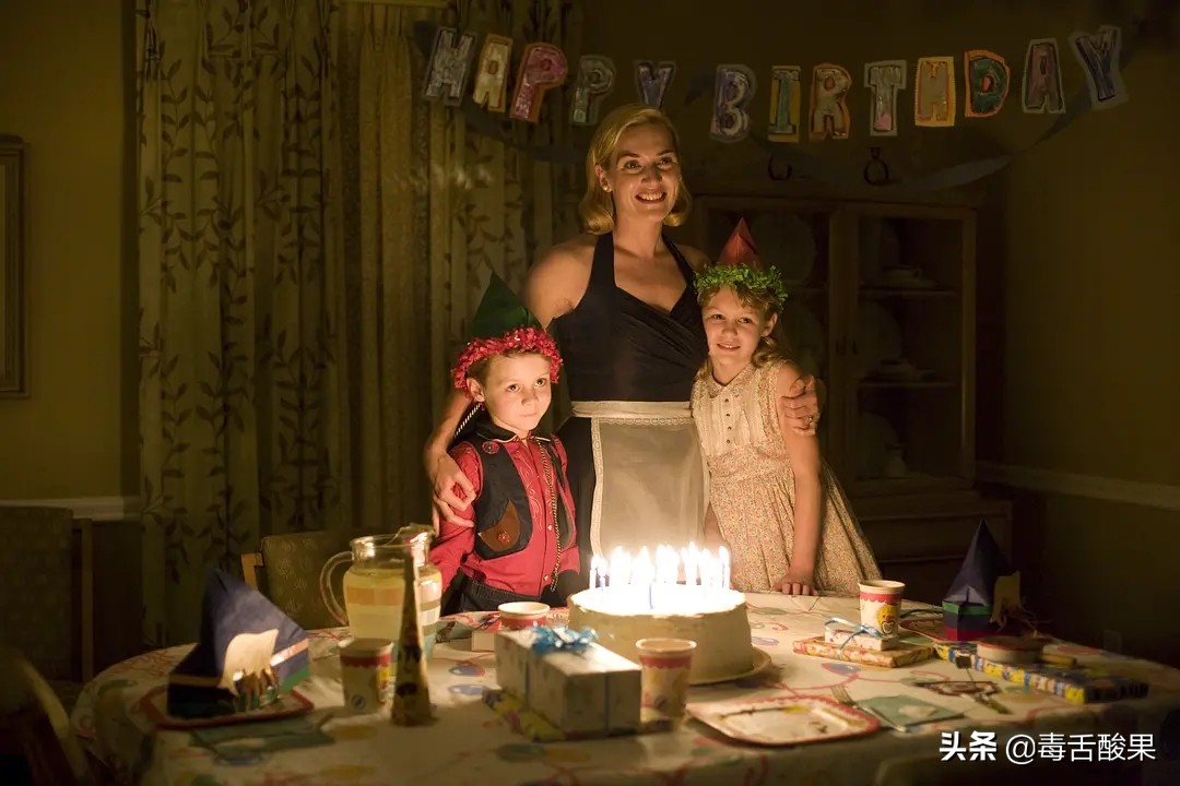 从泰坦尼克号到革命之路，小李子和凯特终于扯平，谁也不欠谁的命