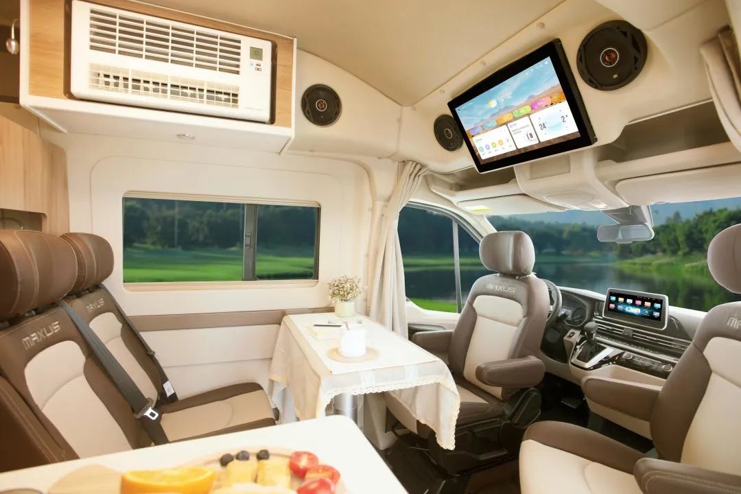 上汽大通MAXUS原廠房車生活家、旅行家V100系列煥新上市