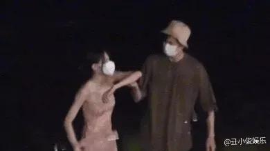 钟楚曦、张云龙同游