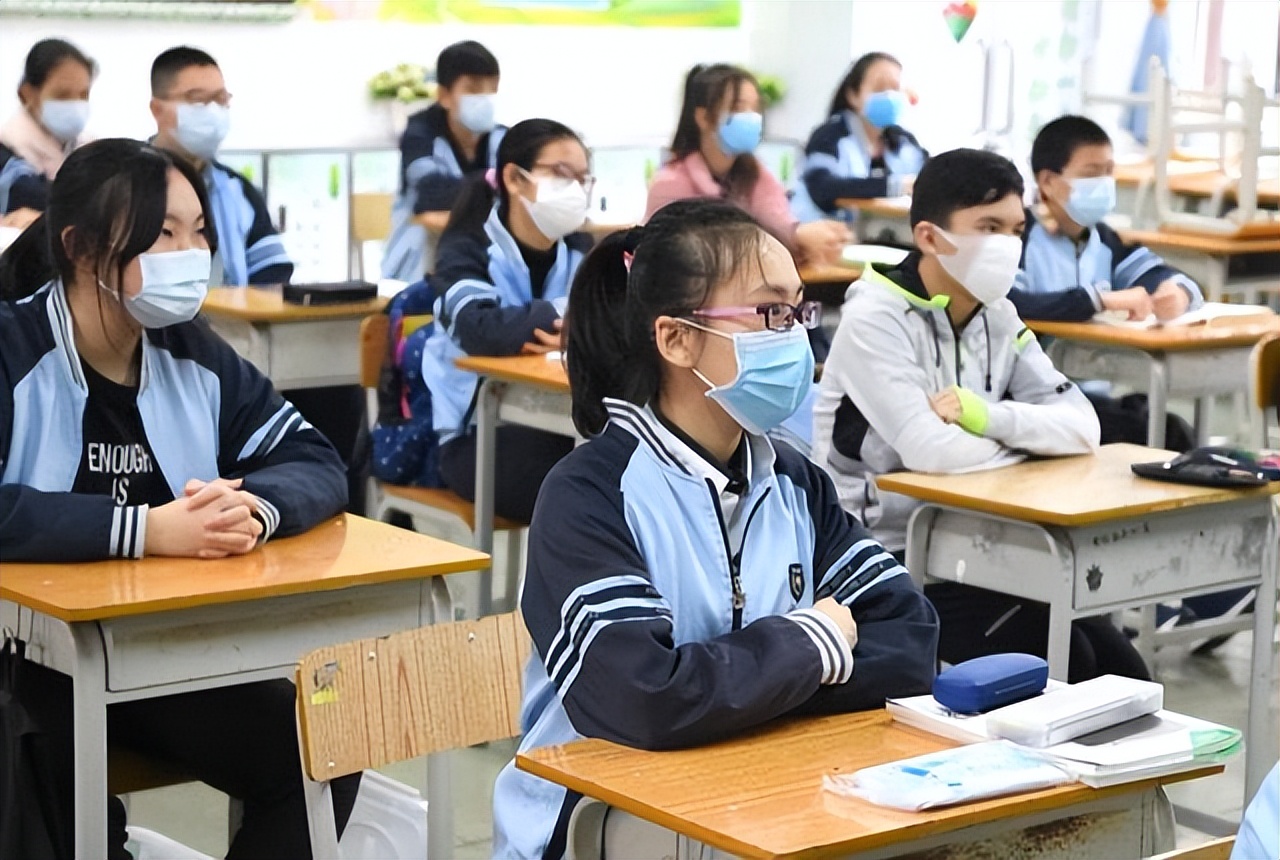 上海返校复课时间还未确定，中小学暑假时间却已出炉，家长发愁