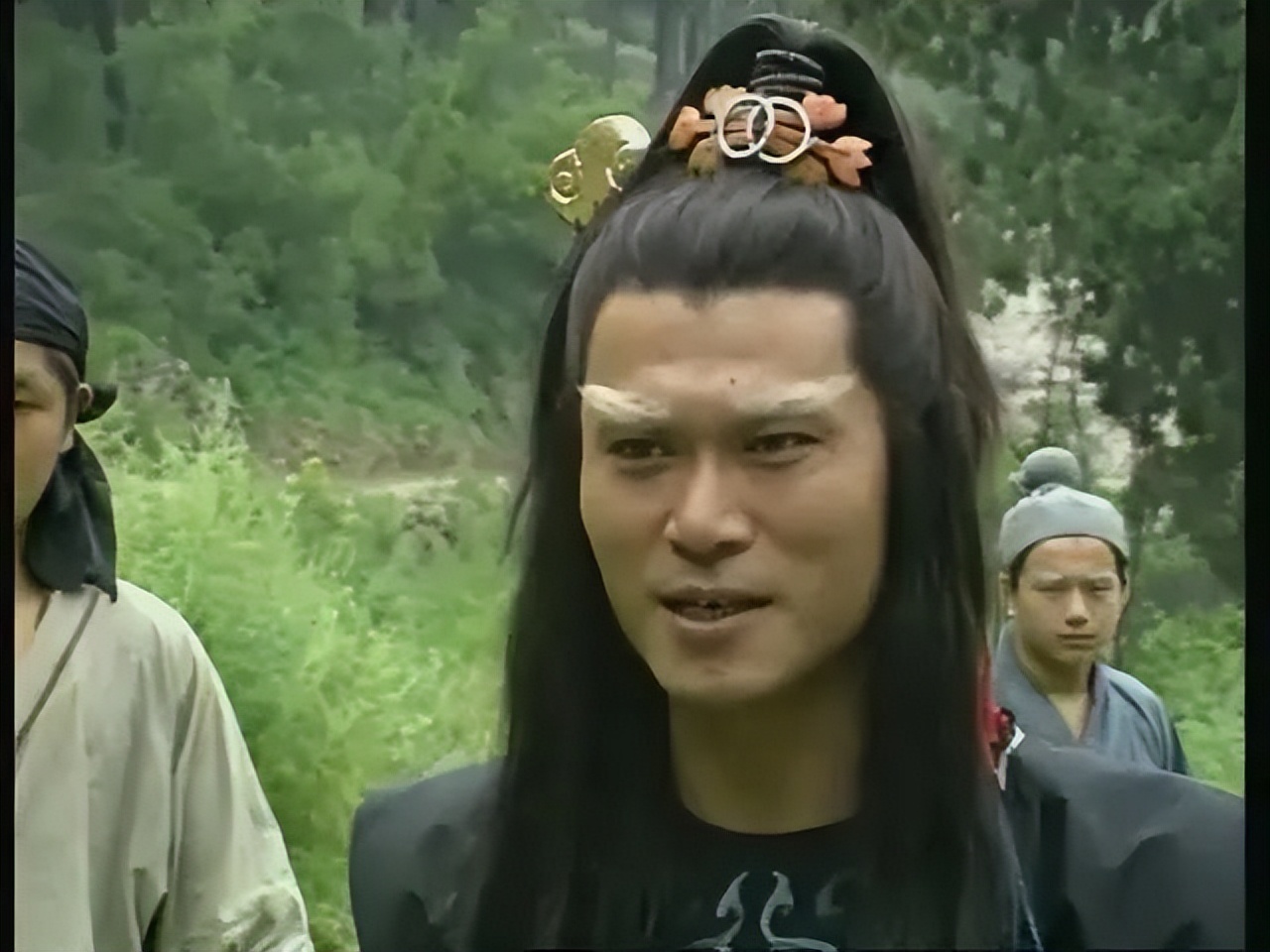 《白眉大侠》27年，10位演员境况差别巨大，男4号已成一线明星