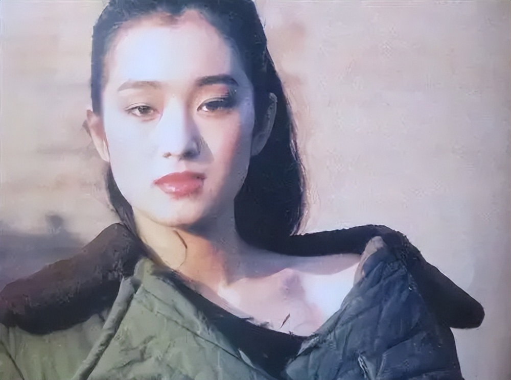 “呲牙咧嘴”别演回眸笑！有人回头一眼万年，有人我想给她按回去