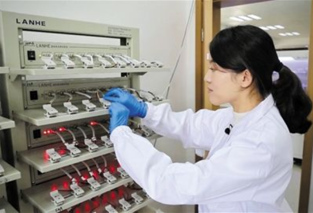 33岁美女学霸入职浙江大学，有SCI论文40余篇，帮学校省宣传费了