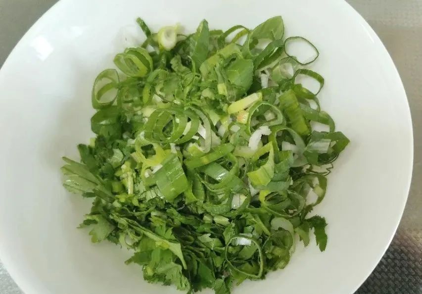 做杂粮煎饼要好吃，鲜香柔软，5分钟就能学会