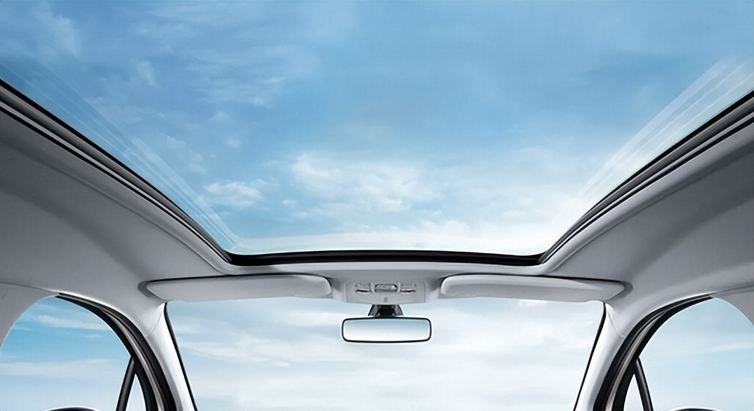 全景天幕成为新能源汽车标配 这背后都有什么秘密？