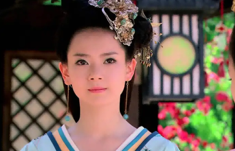 给“公主演得最好的10个演员”排个名，戚薇倒数，赵丽颖仅排第五