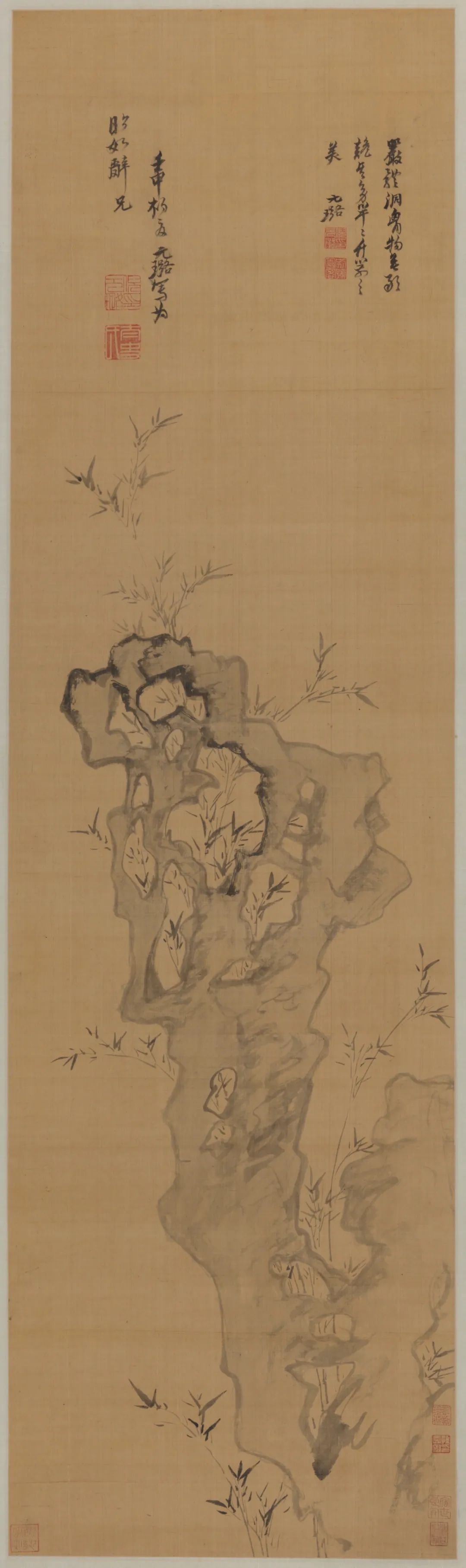 “斯文传古风——邓拓捐赠古代绘画精品展”开展