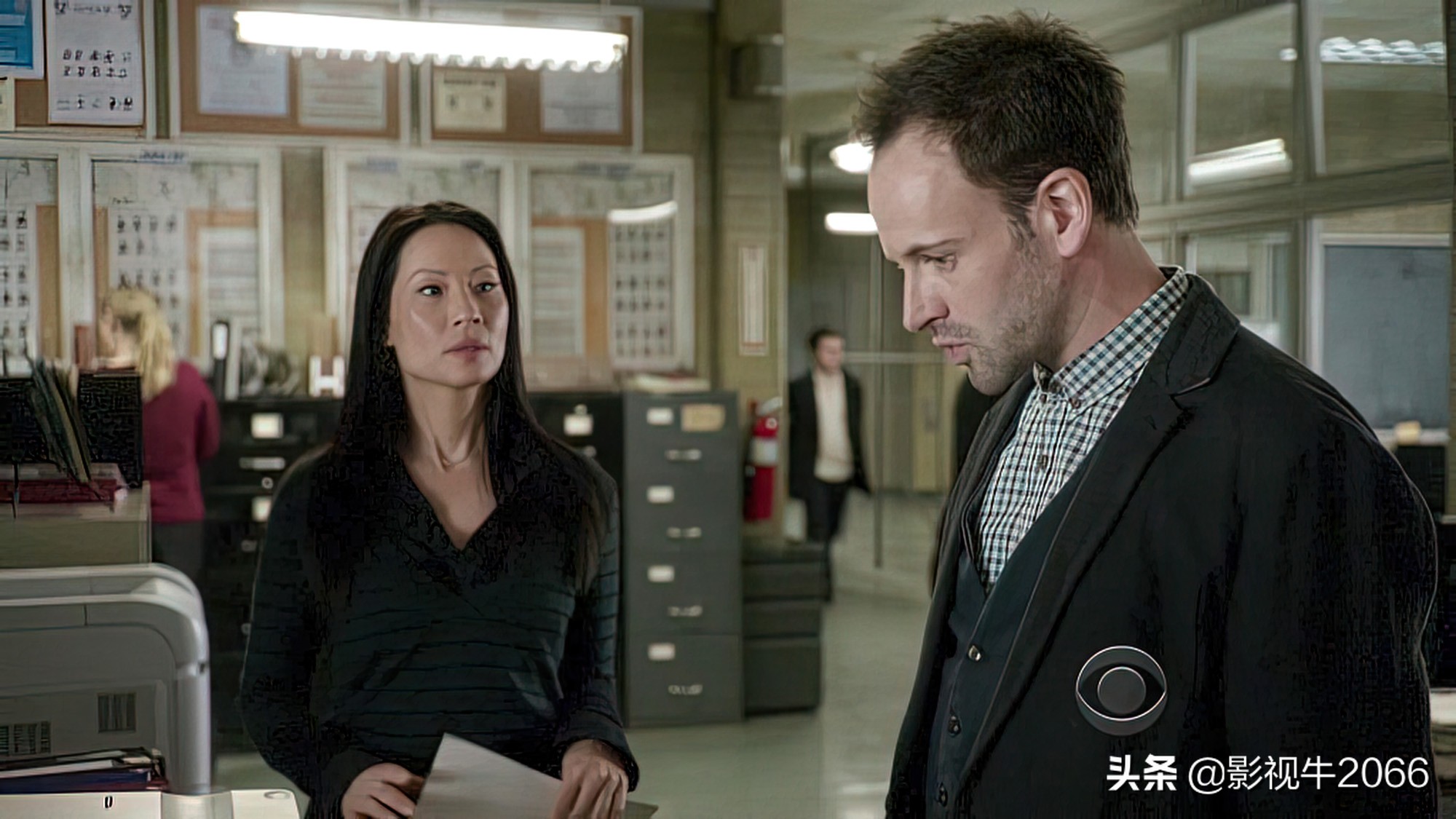 豆瓣评分8.2分，福尔摩斯基本演绎法第一季，超高智商推理美剧