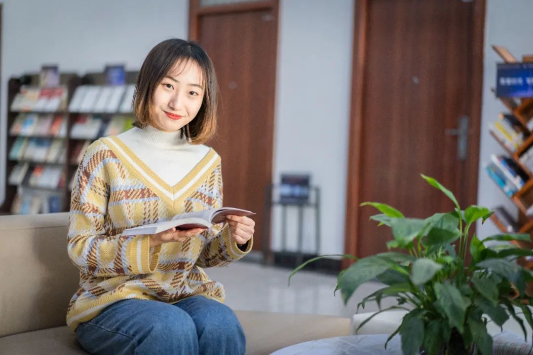 西北大学校花学霸走红，不靠颜值而靠实力，现在已是“专业第一”