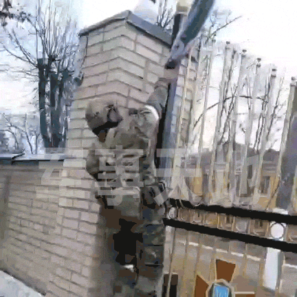 ������2��������ǹ��������������ˮ��Ǳ�룬һ��Ѫս�ѿ���