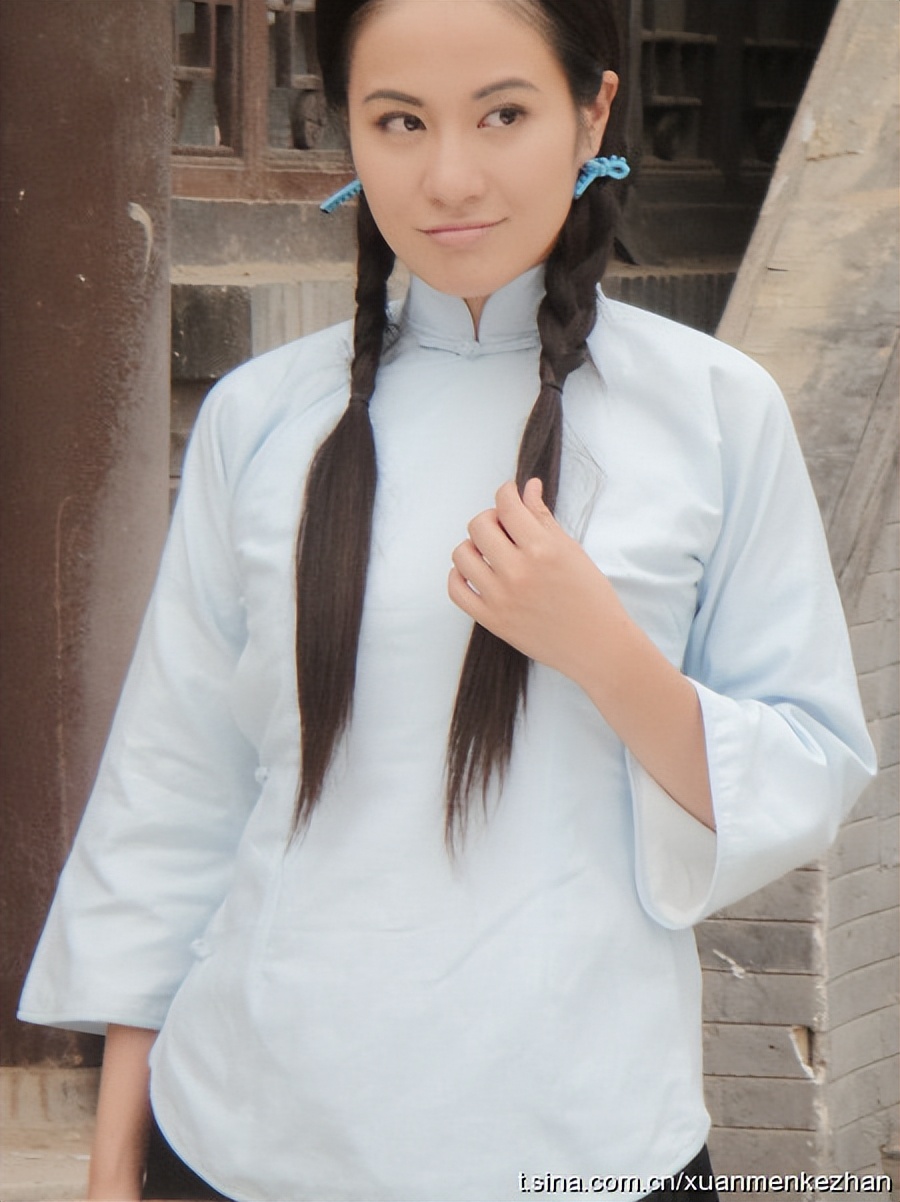 盘点女星的民国剧校服剧照——蓝衣黑裙篇（四）