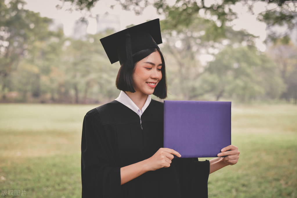 知无不言，日语课程价格多少钱？