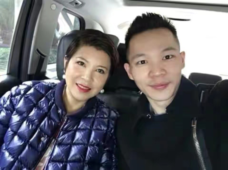 杭天琪：二婚嫁小13岁老公，47岁冒险生二胎，如今婚姻状况如何？