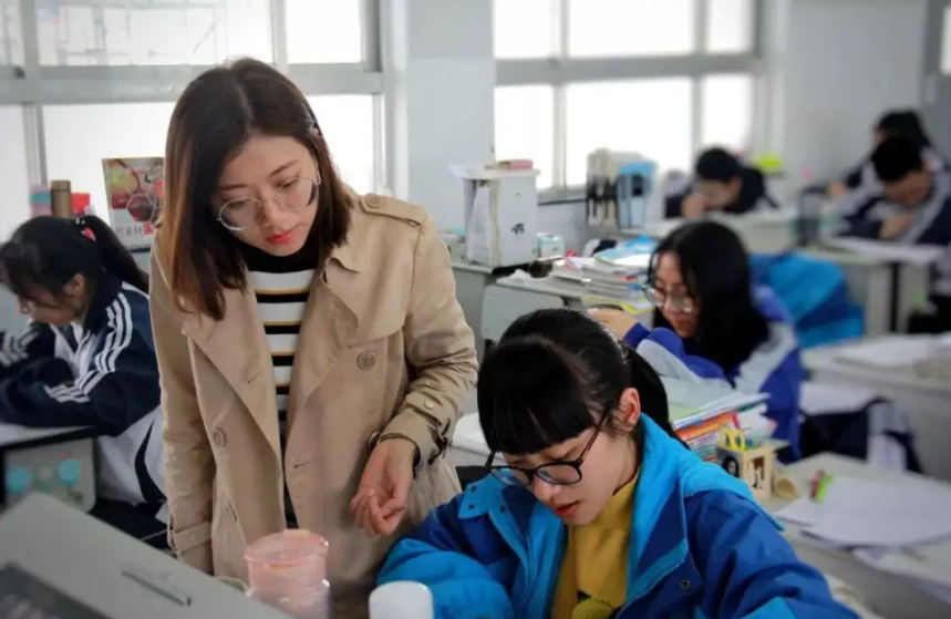 高三理科生模考590分上下，能考上985院校吗，班主任给出答案