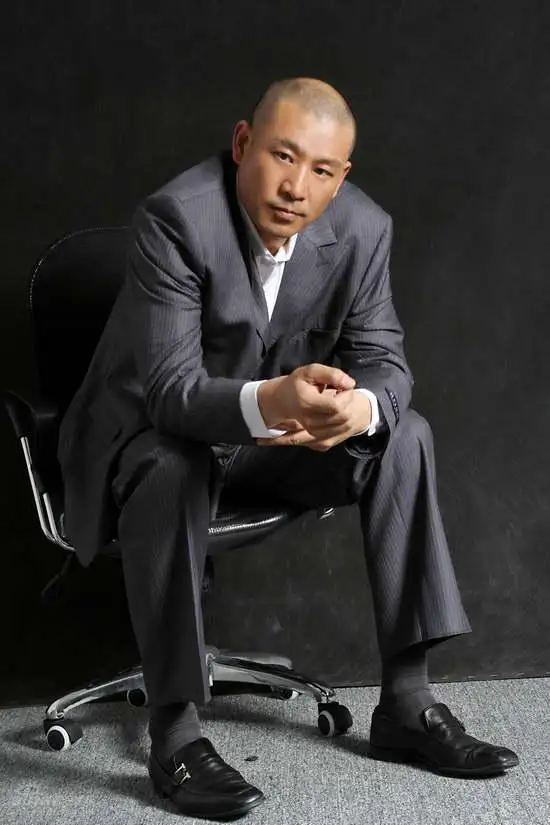 演员谢兰：和丈夫坚持丁克12年愁坏婆婆，41岁意外得子全家乐开怀