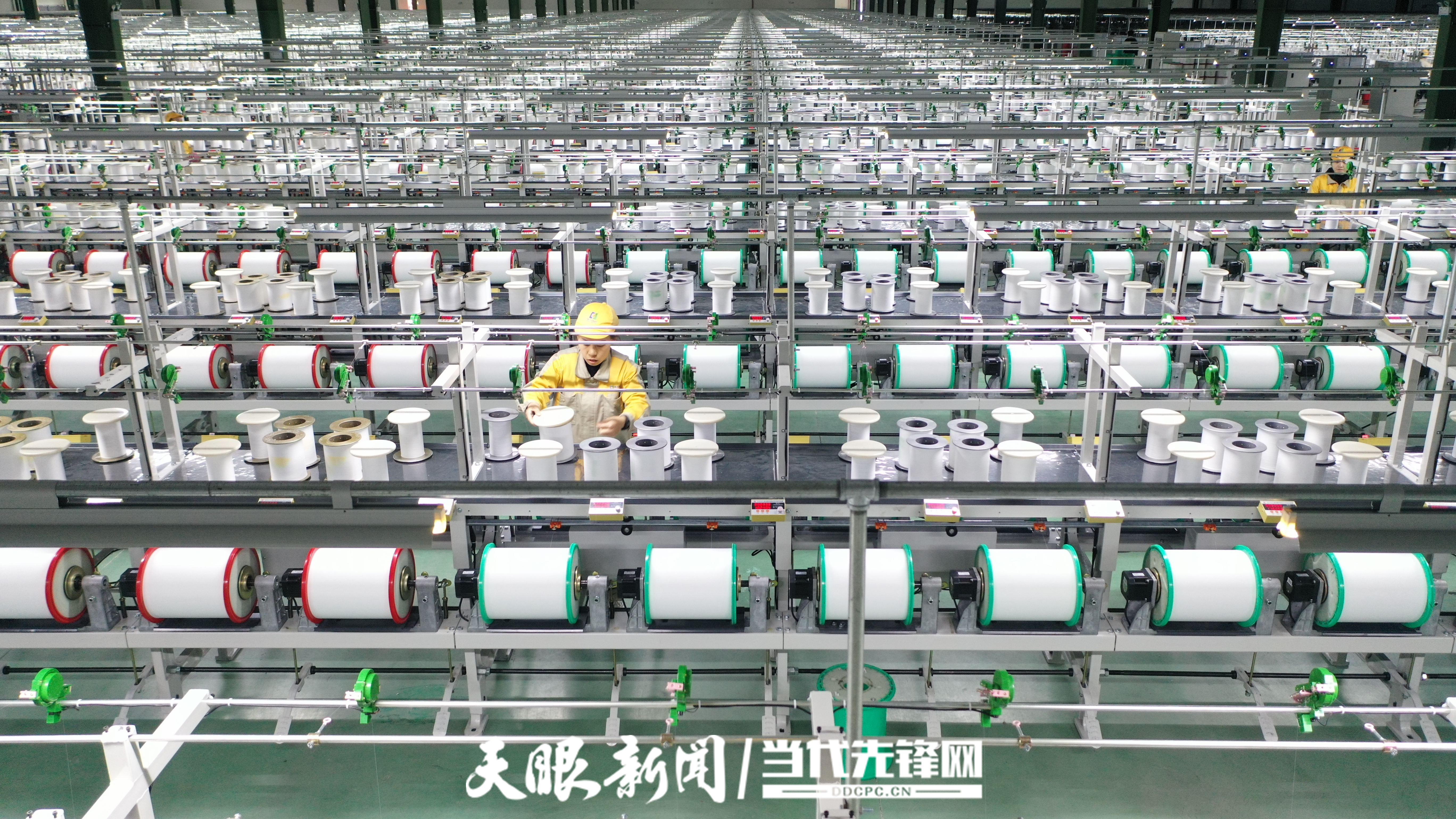 高质量推动贵州新型工业化：“赶”又“转”“转”创“新”