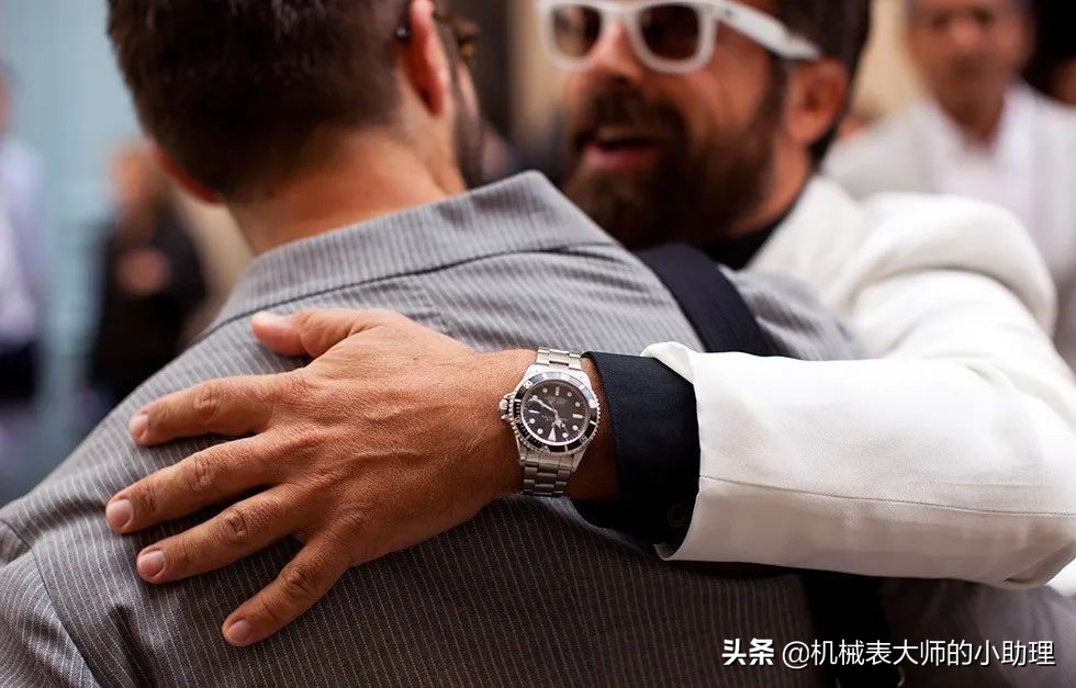 40岁左右男士最喜欢的5个手表品牌有哪些(40岁左右男士最喜欢的5个手表品牌有哪些优点)