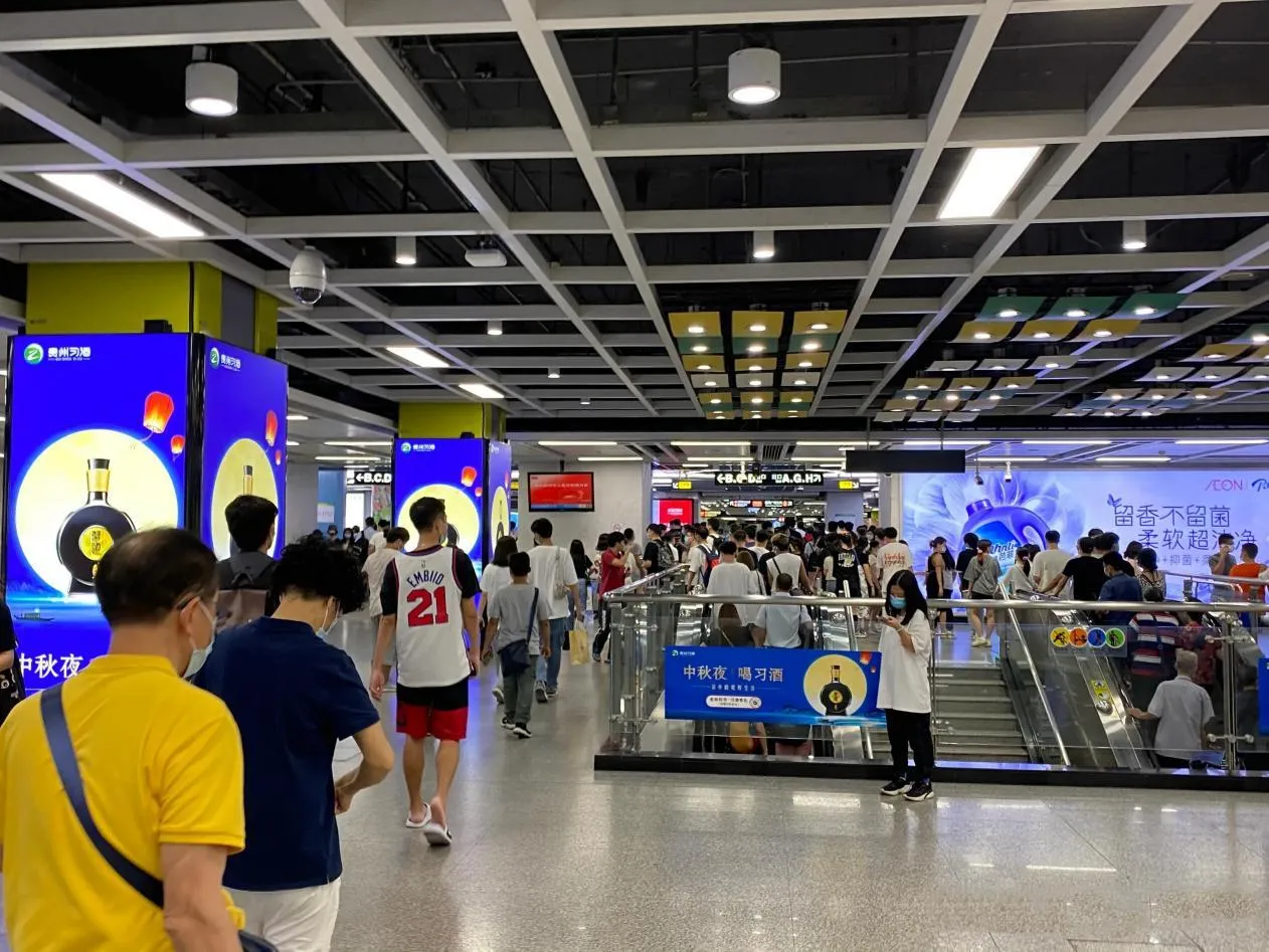 当代年轻人该如何提升幸福指数(近7成青年网友表示有焦虑感，当代年轻人)