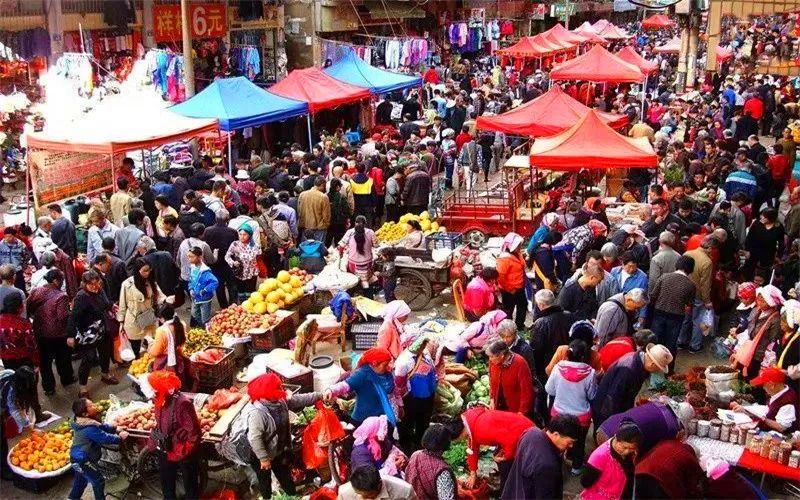 当下农村集市上，这几种小生意，做好了收入都比外出打工强