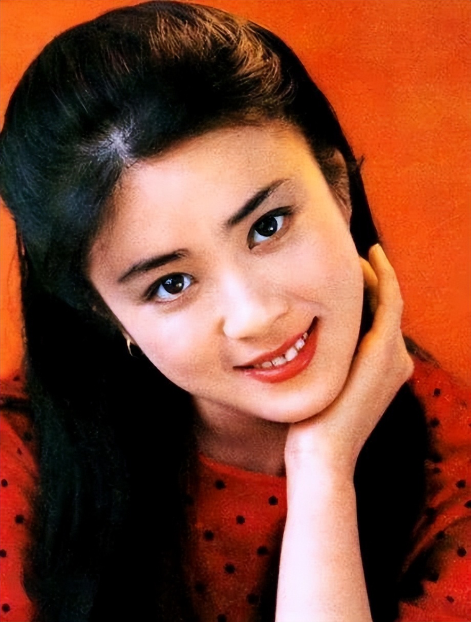 “最美妲己”傅艺伟的坠落史，人生没有后悔药