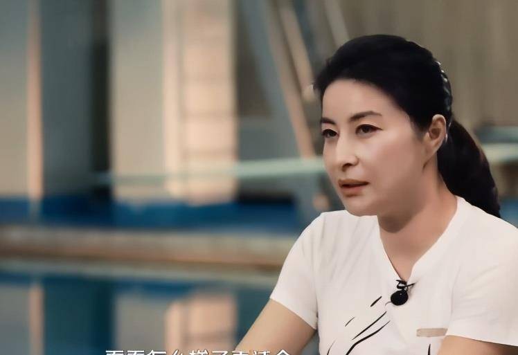 不炒作不乱搞，娱圈最干净的12对夫妻，个个与原配不离不弃