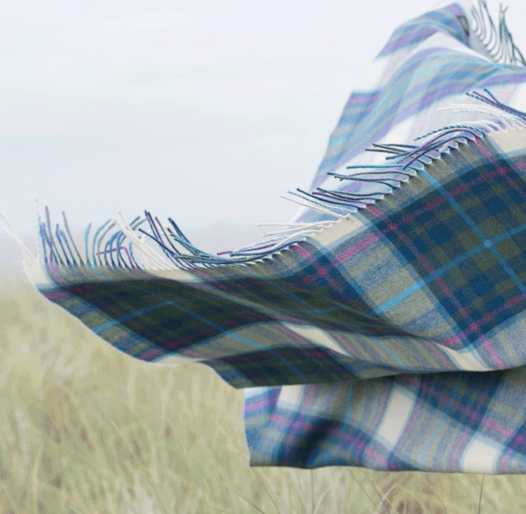 时尚家居永恒的经典，探寻Tartan苏格兰格纹的无限可能