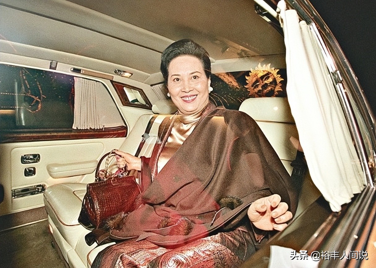 一路走好！何鸿燊二房太太蓝琼缨去世，出生军人世家深受赌王疼爱