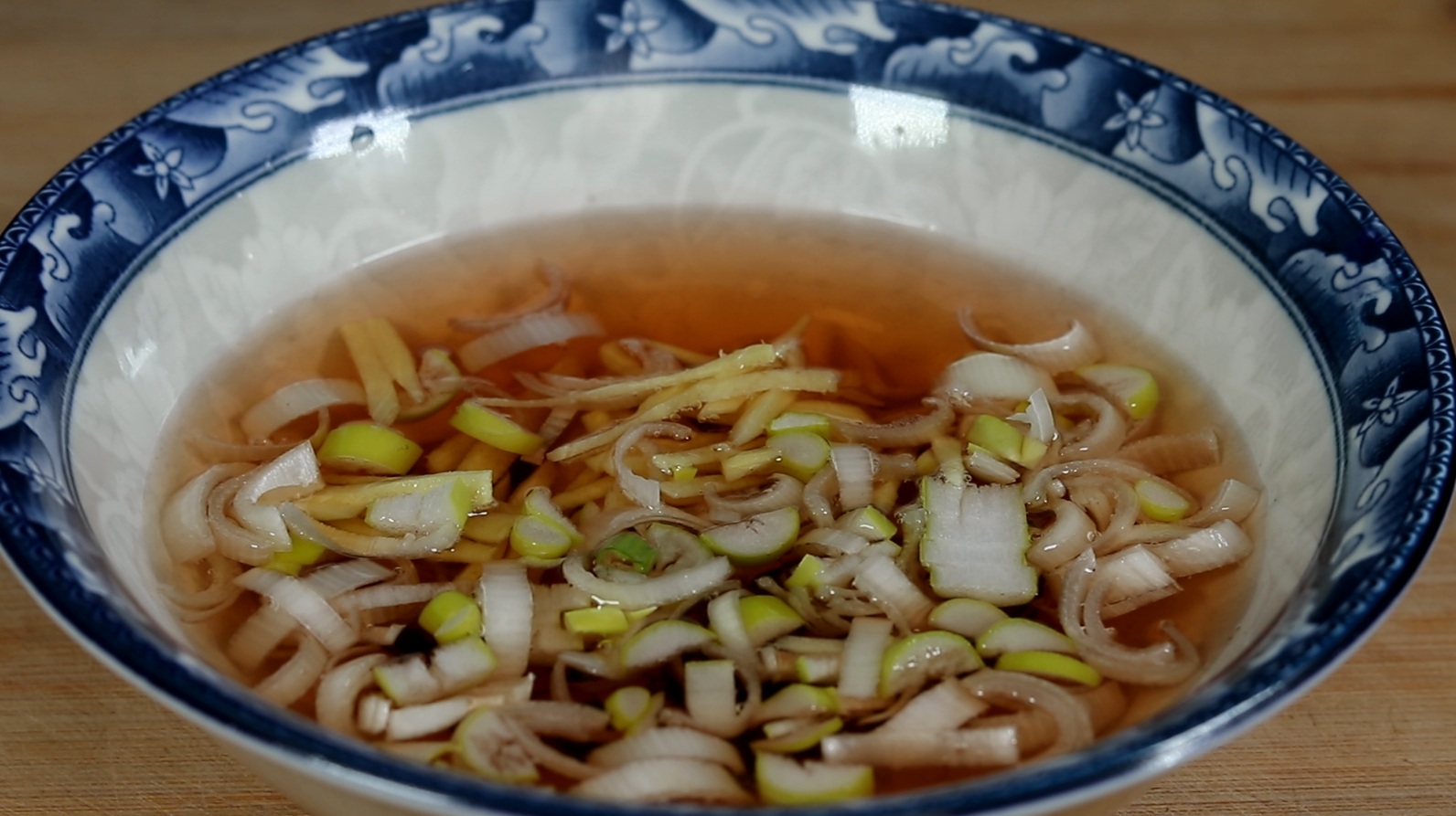 冬至吃饺子，教你调万能饺子馅，牢记“3放2不放”，肉馅鲜嫩多汁