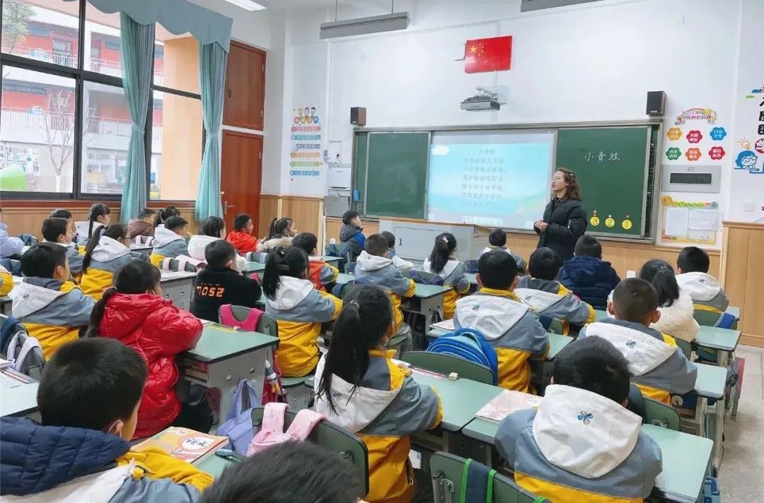 课堂教学展风采 名师引领促成长丨双流实小外国语学校语文常规教研
