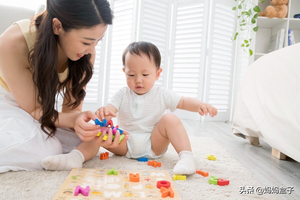 10个月婴儿早教游戏（宝宝学会坐后）