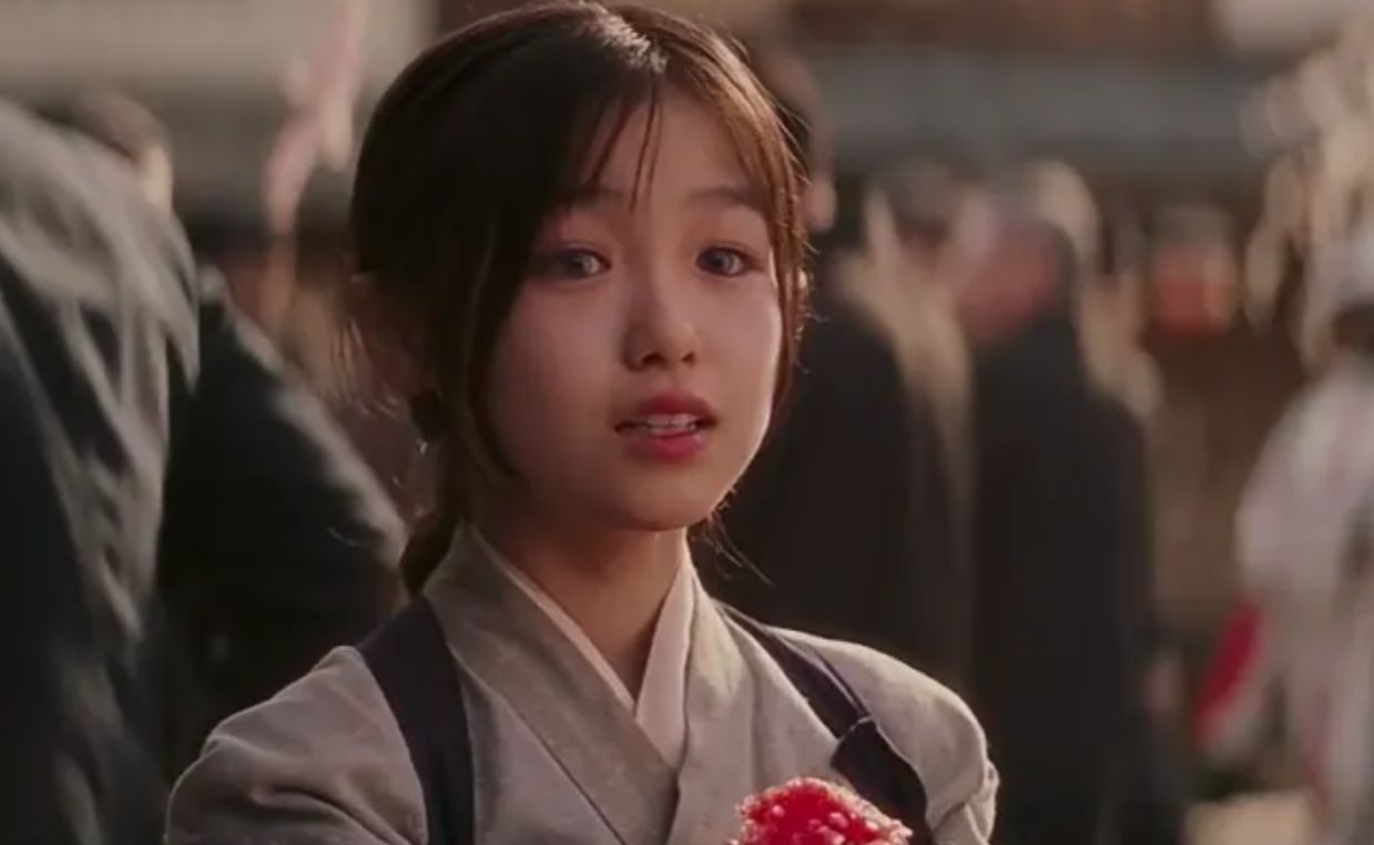 曾被千万人表白“我等你长大”，现在长成这样，网友：判若两人