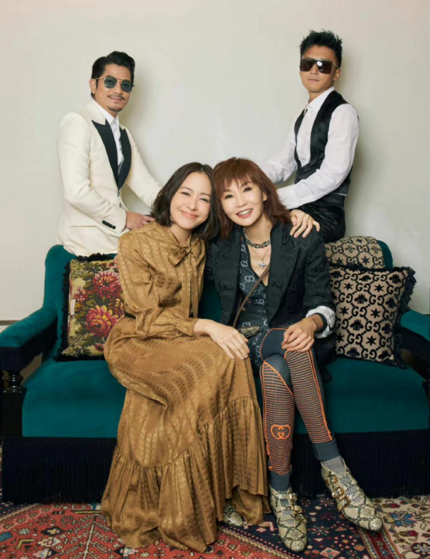 影帝影后大同框！60岁女神张曼玉化身DJ，郭富城谢霆锋被指似保镖