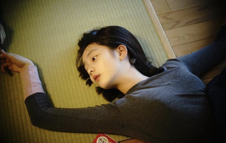 黄磊为女儿进圈铺路？黄多多配音拍戏演话剧，但总是少了点灵气？