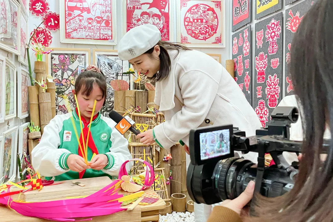 成都市双流区双华小学——竹源艺创 传承非遗之美