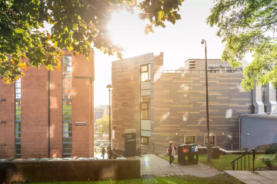 “冷门大学”也不易，英国大学排名偏后的学校offer通过率也不高