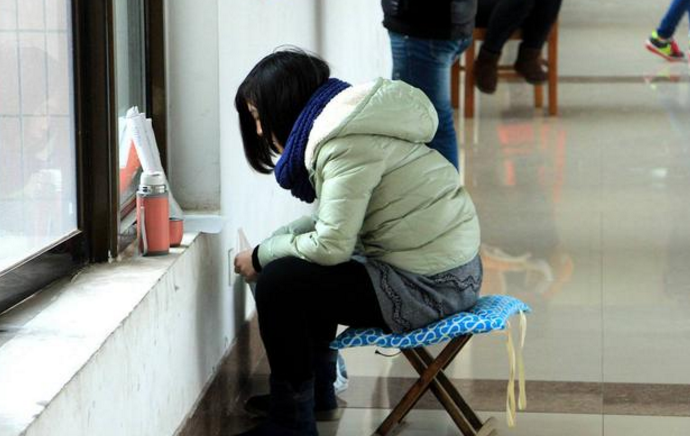 2022年考研大局已定，300万“落榜生”该何去何从？该认清现实了