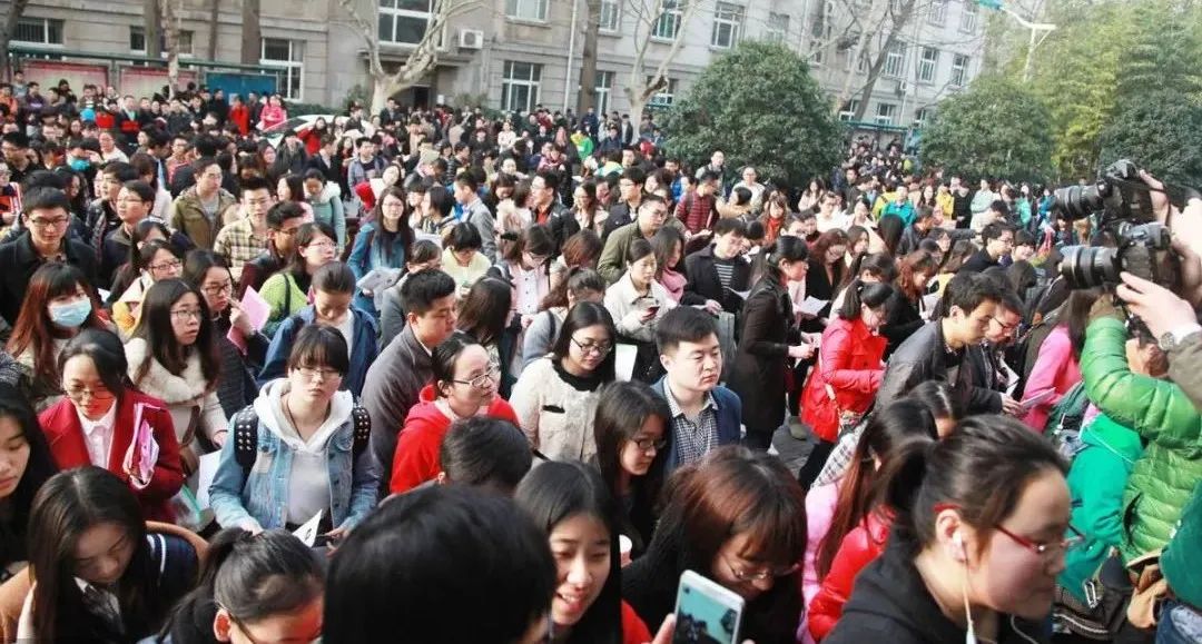 古典：如何选择一份适合自己的工作？给你 3 个建议